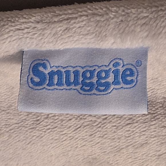 Snuggie Tails Childrens Shark Blanket Grey 2 Available - Picture 4 of 5